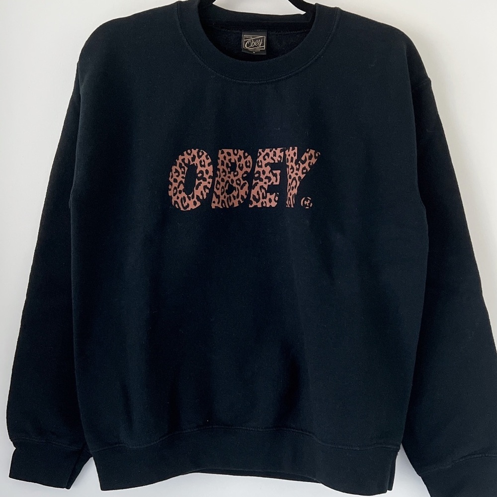Obey Crewneck Sweatshirt size S